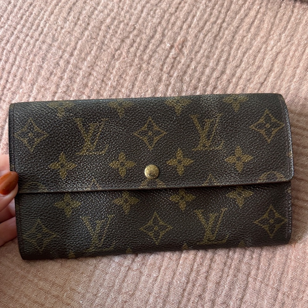 Vintage Louis Vuitton Sarah Wallet